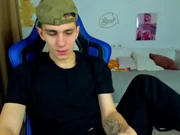 Freechat frank_mooree on Chaturbate