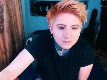 Freechat ftmblueyes on Chaturbate