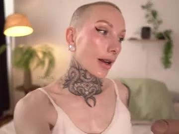 Freechat fuckingtoy_ on Chaturbate