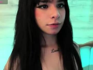 Freechat gummyluv on Chaturbate