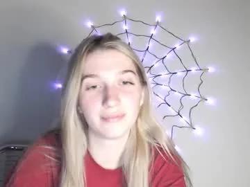 Freechat honeyveil on Chaturbate