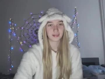 Freechat honeyveil on Chaturbate