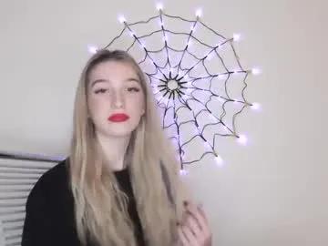 Freechat honeyveil on Chaturbate