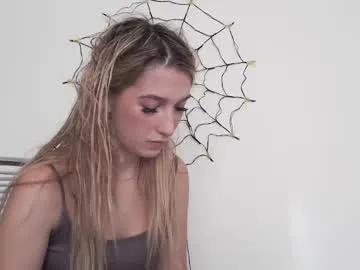 Freechat honeyveil on Chaturbate