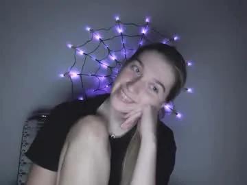 Freechat honeyveil on Chaturbate