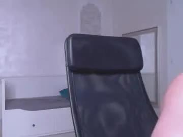 Freechat ivanhydee on Chaturbate