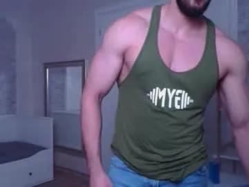 Freechat ivanhydee on Chaturbate