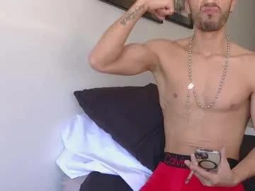 Freechat jeanpierbello7 on Chaturbate