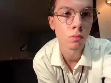 jeremy1scott — Spicy Flirt Fest - Goal: Hot Striptease [555 tokens left] #new #twink #gay #feet #daddy