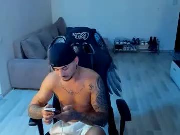 jonnyporn1 on Chaturbate 