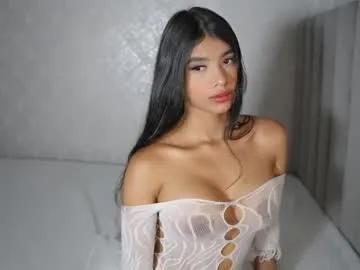 Freechat kellyfernandes on Chaturbate