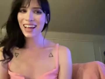 kikihart on Chaturbate 