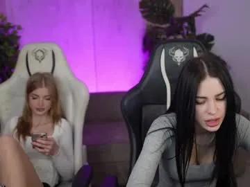 Away kira0541 on Chaturbate