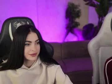 Away kira0541 on Chaturbate