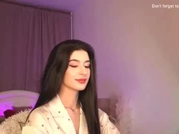 laura_coy —  hii! <3 GOAL: Rate my outfit today #dance #new #shy #erotic #stockings [25 tokens remaining]