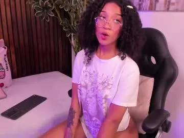 layla_clarke on Chaturbate