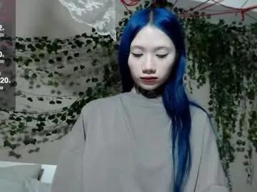 Freechat le_chan on Chaturbate