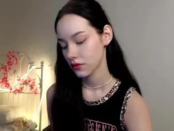 liaglamour — hi i'm Lia! help me reach 400 thumbs up // Goal: pinch my nipples close to cam [237 left] // #new #18 #shy #cute #teen