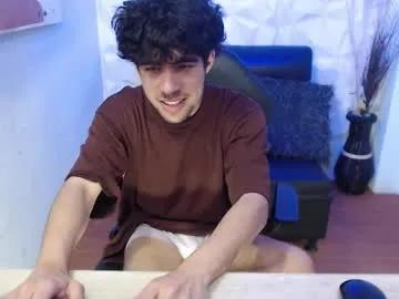 Freechat liil_boy on Chaturbate