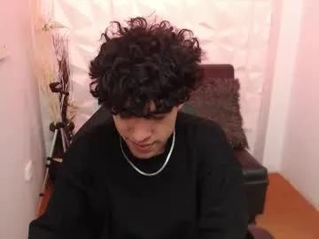 Freechat liil_boy on Chaturbate