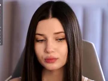 Freechat lil_esma on Chaturbate