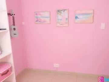 Away little_effy18_ on Chaturbate