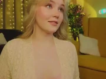 Freechat lorettacarnley on Chaturbate
