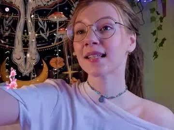 Freechat lyra_thenymph on Chaturbate