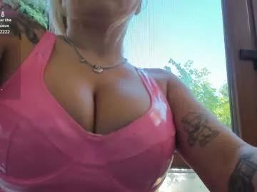 Freechat m1ss_ariana on Chaturbate