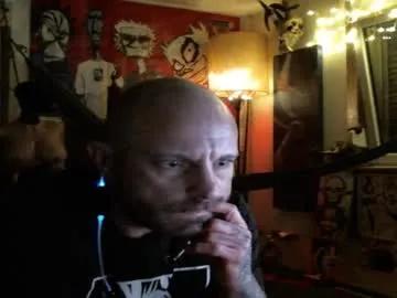 Freechat mad_dem0n on Chaturbate