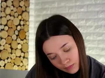 Freechat maidabuoy on Chaturbate