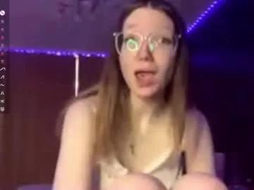 marciecommon — Goal : Suck and lick my drooling finger  #skinny #lovense #new #18 #cute [21 tokens remaining]