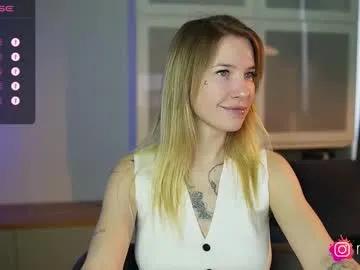 Freechat mel_collins on Chaturbate