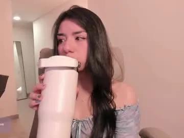 melanie_owo — GOAL: play dildo [846 tokens remaining] Hi  ! #bigass #young #petite #teen