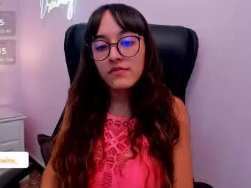 Away melodywinx on Chaturbate