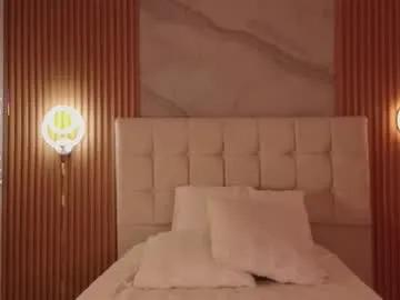 Freechat mia_2406_ on Chaturbate