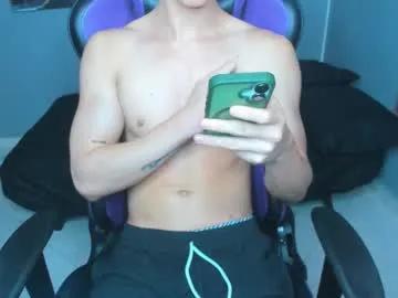 Freechat michael_twink18 on Chaturbate