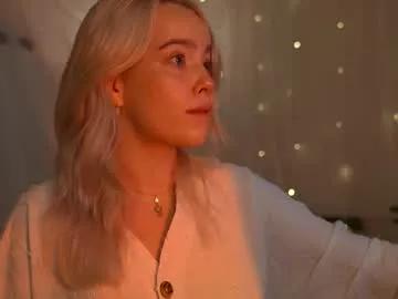 Freechat mother__of__dragons on Chaturbate