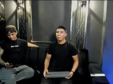 Freechat mr_maximo on Chaturbate