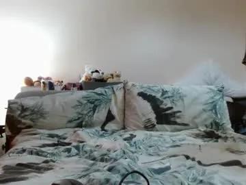 Away mrs_velvet_vixen_and_mr_stud on Chaturbate