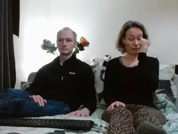 Away mrs_velvet_vixen_and_mr_stud on Chaturbate