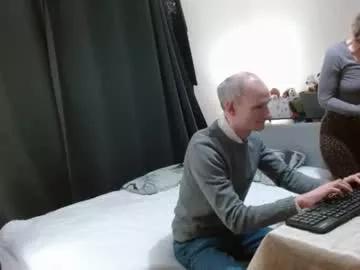 Away mrs_velvet_vixen_and_mr_stud on Chaturbate