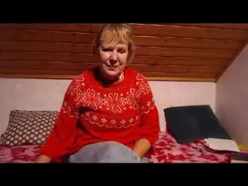 nikole111 on Chaturbate