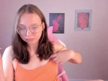 noora_moore on Chaturbate 