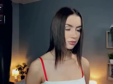 Freechat paulettelafevre on Chaturbate
