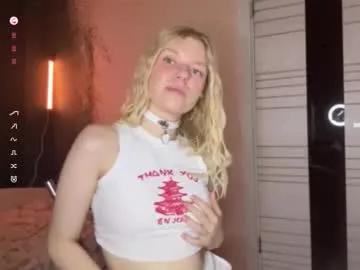 Freechat peggymeggy on Chaturbate