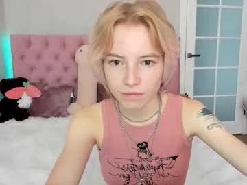 pink_lila18 on Chaturbate