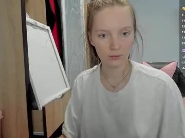 playful_mary on Chaturbate