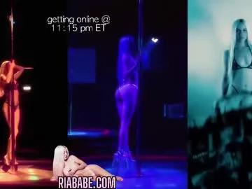 Freechat riababe on Chaturbate