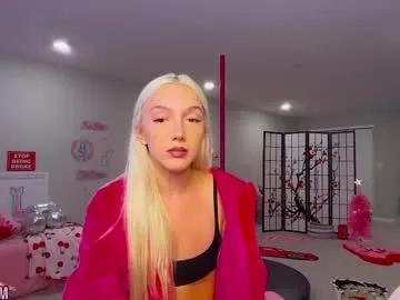 Freechat riababe on Chaturbate